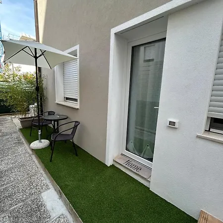 Ca' Doro Apartment *
